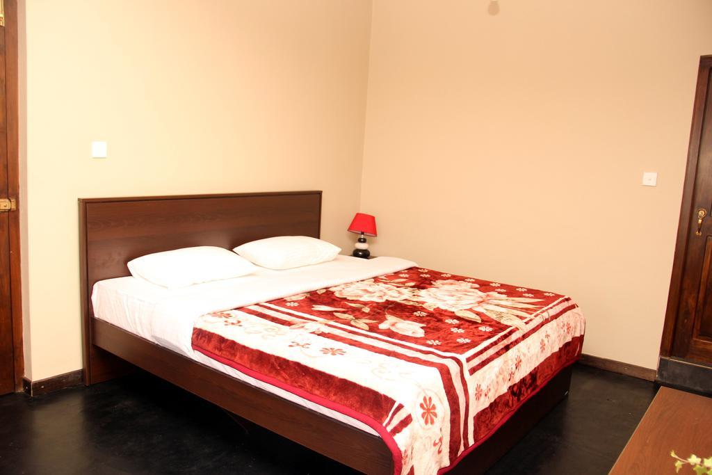 Perera Homestay نوفارا إيلِيا المظهر الخارجي الصورة