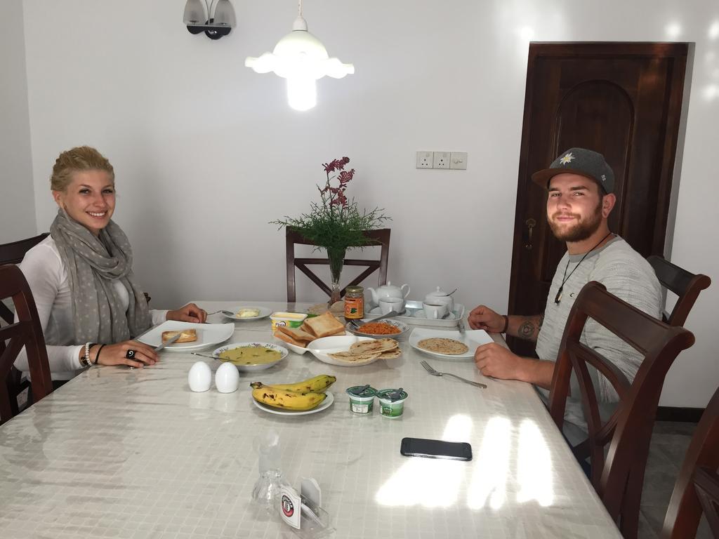 Perera Homestay نوفارا إيلِيا المظهر الخارجي الصورة